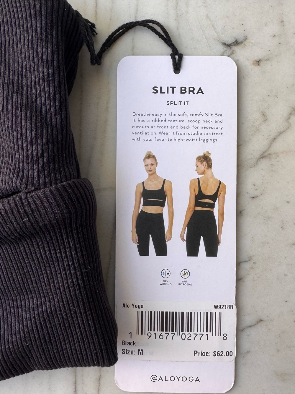 ALO Yoga Black Ribbed Slit Bra - Scoop Neck Cutout Sports Bra
